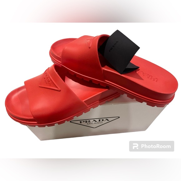 PRADA men’s SOFT LOGO SLIDES - Picture 2 of 6